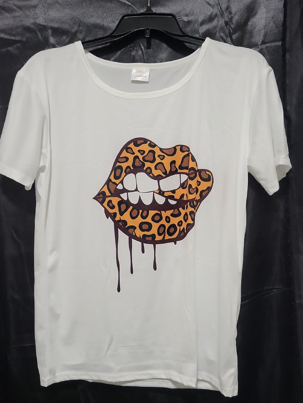 Cheetah Print Lips Graphic T-Shirt 2XL